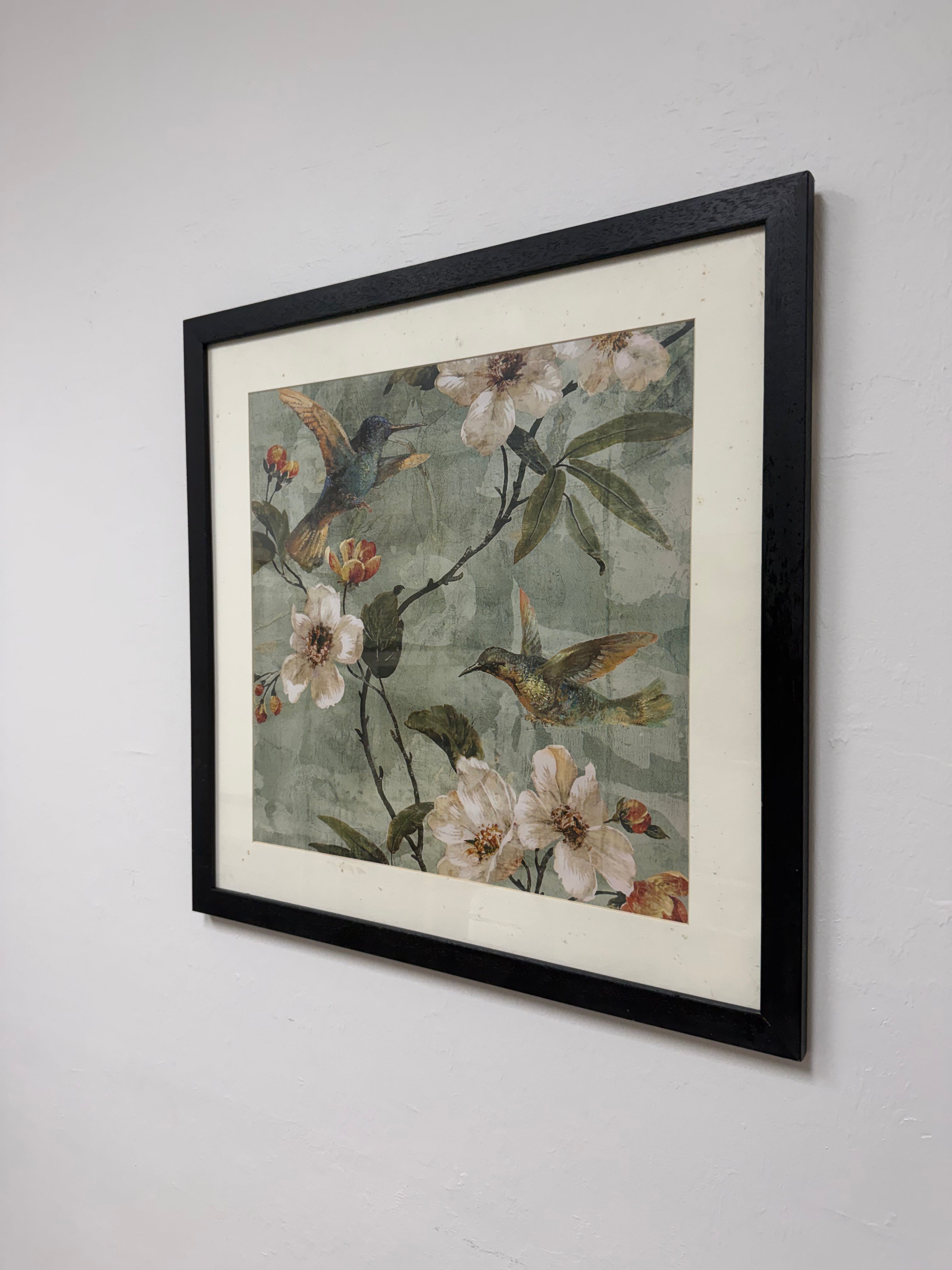 Framed Chinoiserie Hummingbird Botanical Art Print – Vintage Style Floral & Bird Wall Decor in Black Wood Frame